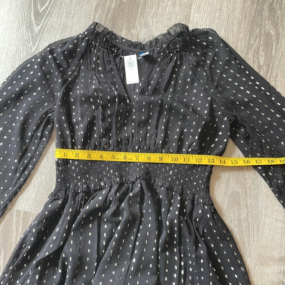Old Navy Maternity Waist Defined Clip-dot dress - Picture 2 of 8